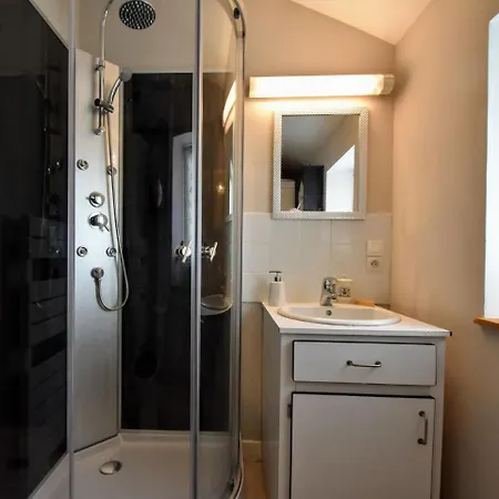 Near Mont Saint-michel 펜션