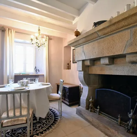 Near Mont Saint-michel 펜션