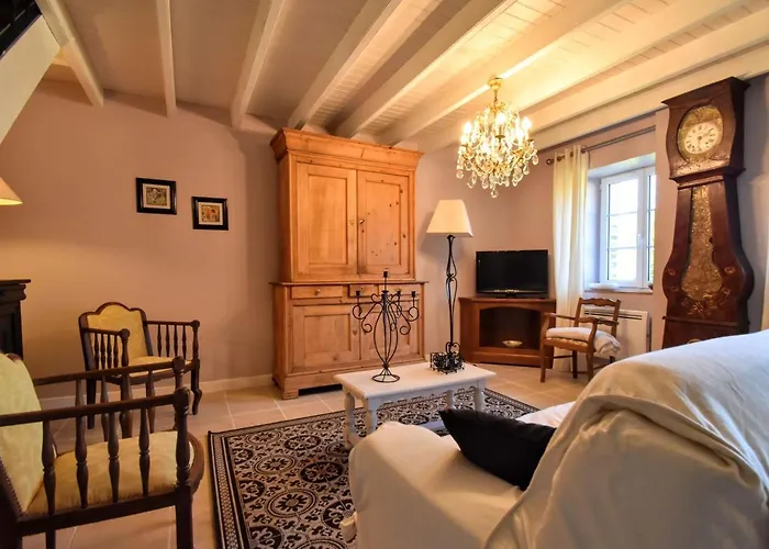 Ferienhaus Near Mont Saint-michel