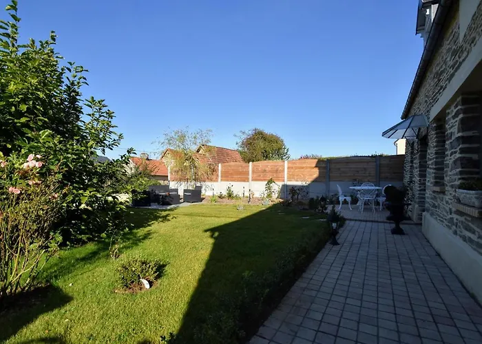 Ferienhaus Near Mont Saint-michel