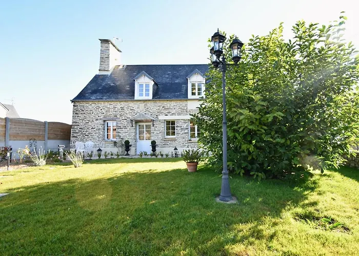 Ferienhaus Near Mont Saint-michel *